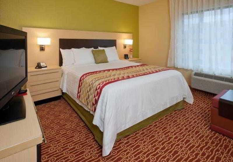 Towneplace Suites By Marriott Nashville Airport Exterior foto